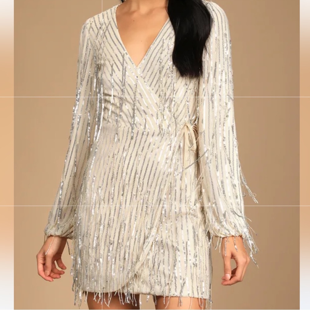 Lulu's Silver Sleeveless V-Neck Gown